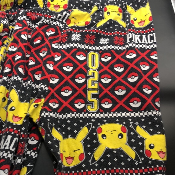 Vintage pikachu women’s pajamas - Picture 8 of 11